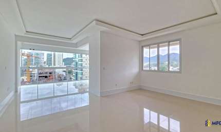 Apartamento com 3 quartos à venda na Rua 129, 131, Centro, Itapema por R$ 1.700.000