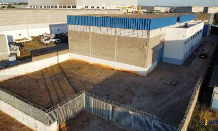 Barracão / Galpão / Depósito à venda na Doutor Alvim Teixeira de Aguiar, 435, Iporanga, Sorocaba por R$ 7.900.000