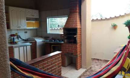 Casa com 2 quartos à venda na Santa Filomena, 46, Rio Acima, Votorantim por R$ 450.000