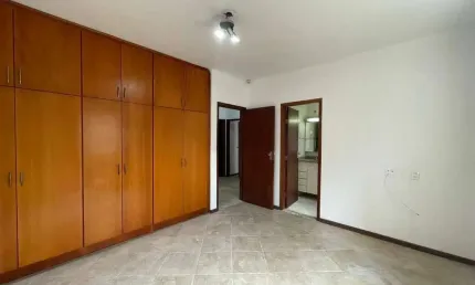 Casa com 4 quartos à venda na Guarda Civil, 229, Vila Barão, Sorocaba por R$ 860.000