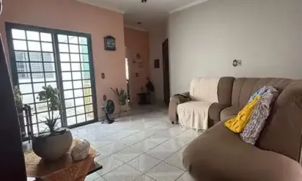 Casa com 3 quartos à venda na Olegário Ribeiro, 865, Vila Fiori, Sorocaba por R$ 430.000