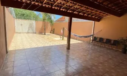 Casa com 2 quartos à venda na arnaldo januário werneck, 168, jardim itália, sorocaba por r$ 415.000