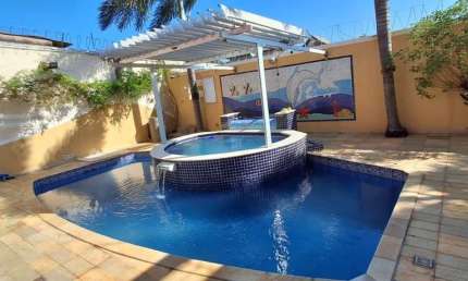 Casa com 5 quartos à venda na Rua Antônio Guitti, 460, Jardim Eltonville, Sorocaba por R$ 2.490.000