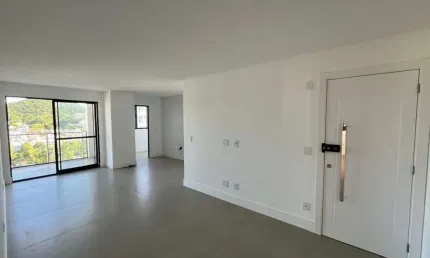 Apartamento com 3 quartos à venda na Rua Conselheiro Júlio Kumm, 528, Praia Brava, Itajaí por R$ 1.900.580
