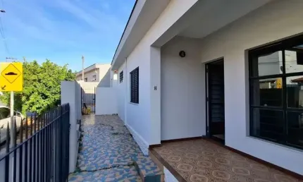 Casa com 3 quartos à venda na Paulo Eiró, 535, Vila Hortência, Sorocaba por R$ 400.000