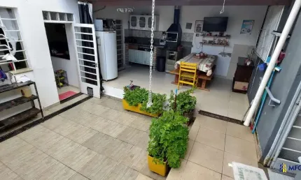 Casa com 3 quartos à venda na julio ribeiro, 437, vila santana, sorocaba por r$ 650.000