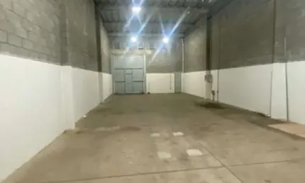 Barracão / Galpão / Depósito para alugar na Avenida Professor Flávio Fazano, 625, Jardim Piazza di Roma, Sorocaba por R$ 5.000