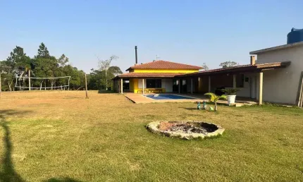 Casa com 3 quartos à venda na balthazar manoel de oliveira, 5, da capelinha, cotia por r$ 650.000