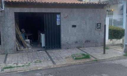 Terreno à venda na Rua Urquiza Leal. Próximo à Av. Francisco Porto.