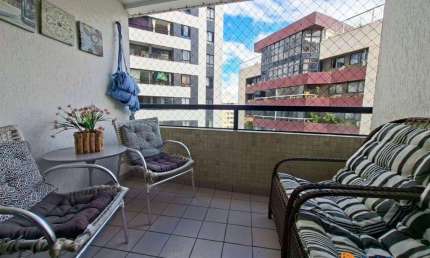 Apartamento com 3 quartos para alugar na Rua Colmar Americano da Costa, 199, Pituba, Salvador