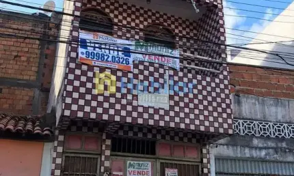 Casa à venda com 3 pavimentos no Getúlio Vargas, Aracaju, SE