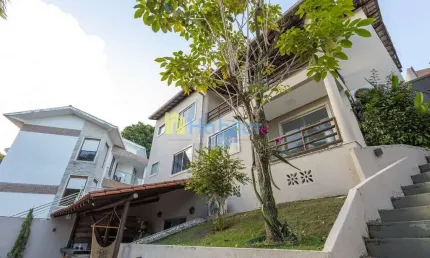 Casa em condomínio fechado com 5 quartos para alugar na Avenida Santos Dumont, Km 4,5, 5535, Portão, Lauro de Freitas