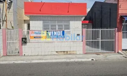 Casa na rua Arauá com 3 dormitórios à venda, 260 m² por R$ 500.000 - São José - Aracaju/SE