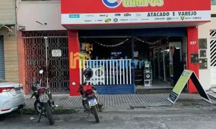 Oportunidade no Siqueira Campos. Ponto comercial com Vila de Casas já alugadas À Venda.