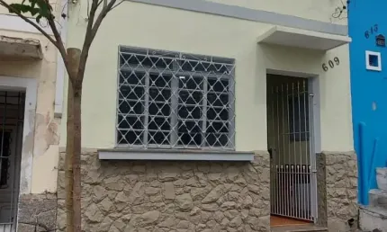 Casa com 2 quartos para alugar na Rua Maria Curupaiti, 609, Vila Ester (Zona Norte), São Paulo