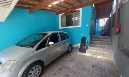Parque Industrial, sobrado com 3 dorms / Aceita casa ou apto de menor valor
