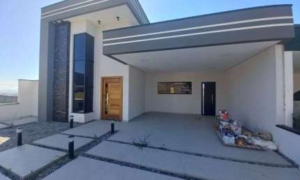 Condominioo Reserva do Vale, em Caçapava / Casa nova com 3 suítes