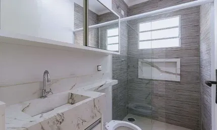 Jardim das Industrias, casa com 2 dorms / Aceita permuta