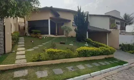 Condominio Coleginho, em Jacareí / Casa com 3 dorms - Aceita permuta de igual valor