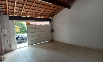 Casa à venda – 2 dormitórios com móveis planejados – Jardim das Indústrias – São José dos Campos