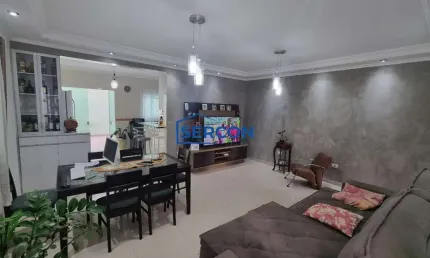 Casa com 3 quartos à venda na Rua dos Cedros, 21, Polvilho, Cajamar por R$ 1.500.000