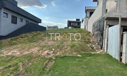 Terreno em condomínio fechado à venda na Avenida Prefeito José Lozano Araújo, 910, Jardim Ypê, Paulínia por R$ 400.000