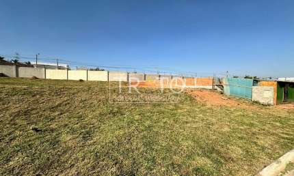 Terreno em condomínio fechado à venda na Rodovia Governador Doutor Adhemar Pereira de Barros, 116, Loteamento Residencial Arborais, Campinas por R$ 660.000