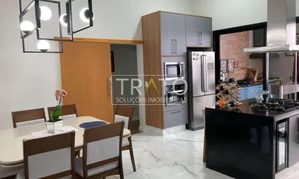 Casa em condomínio fechado com 3 quartos à venda na Rua Benedicto Campos, s/n°, Condomínio Madre Maria Vilac, Valinhos, 253 m2 por R$ 1.700.000