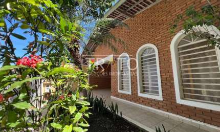 Casa com 3 quartos à venda na Rua Cristóvão Bonini, 1235, Jardim Proença, Campinas, 194 m2 por R$ 690.000