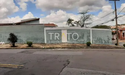 Casa com 2 quartos à venda na Rua Edmundo Plácido Chiavegatto, 683, Jardim dos Oliveiras, Campinas, 174 m2 por R$ 680.000