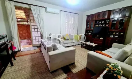 Casa com 3 quartos à venda na Rua Nelson de Souza Bárbara, 376, Jardim Santa Genebra, Campinas, 205 m2 por R$ 690.000