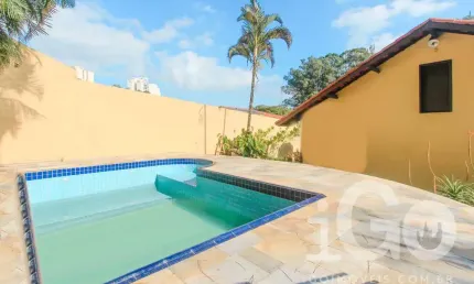 Casa com 4 quartos à venda na Avenida Manoel dos Reis Araújo, Jardim Marajoara, São Paulo por R$ 1.750.000