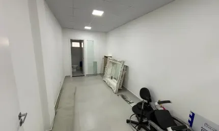 Sala comercial com 1 sala para alugar na Rua Miguel Bertolino Pizatto, 1115, Iguaçu, Araucária