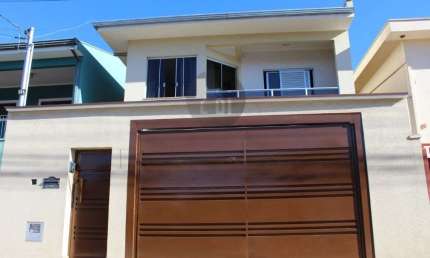 Casa com 3 quartos à venda na Rua Leonardo Luís Araújo Basso, 176, Jardim Philadélphia, Poços de Caldas, 150 m2 por R$ 620.000