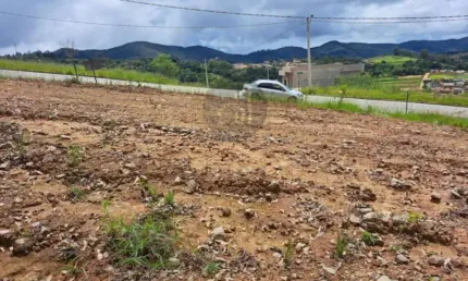 Terreno à venda na Rua Assis Figueiredo, 1, Morada dos Pássaros, Poços de Caldas por R$ 100.000