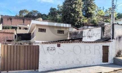 Casa com 2 quartos à venda na Rua Vereador Haroldo Affonso Junqueira, 101, Jardim Quisisana, Poços de Caldas, 184 m2 por R$ 430.000
