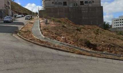 Terreno à venda na Rua Rogério Rocha de Oliveira, 401, Residencial Summer Ville, Poços de Caldas por R$ 320.000