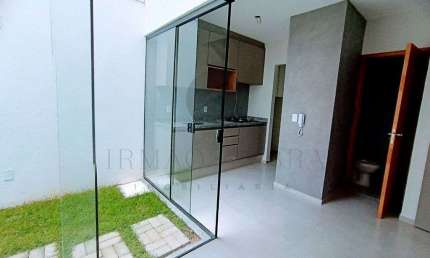 Casa em condomínio fechado com 2 quartos à venda na Rua Afrânio Junqueira, 443, Jardim Belvedere, Poços de Caldas por R$ 318.000