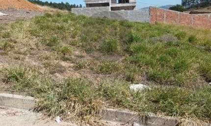 Terreno à venda na Avenida Roma, Jardins de Florença, Poços de Caldas por R$ 250.000