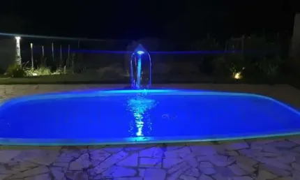 Chácara / sítio com 3 quartos à venda na Rodovia BR 146 km 152, Zona Rural, Caldas, 170 m2 por R$ 380.000