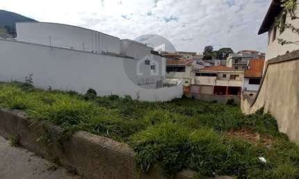 Terreno à venda na Rua Guaporé, 100, Jardim dos Estados, Poços de Caldas por R$ 480.000