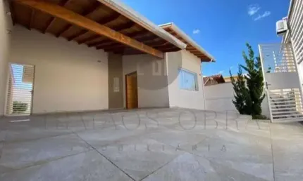 Casa com 3 quartos à venda na Rua Iolanda Lucas de Jesus Passos, 250, Village São Luiz, Poços de Caldas, 119 m2 por R$ 795.000
