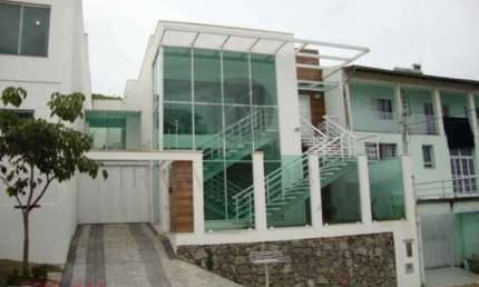 Casa com 3 quartos à venda na Avenida Juscelino Kubitschek de Oliveira, 750, Parque Vivaldi Leite Ribeiro, Poços de Caldas por R$ 1.600.000