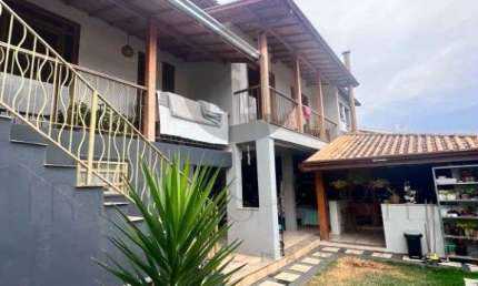 Casa com 3 quartos à venda na Rua Gabriel Duarte, 99, Parque Vivaldi Leite Ribeiro, Poços de Caldas, 304 m2 por R$ 1.600.000