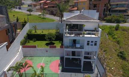 Casa com 3 quartos à venda na Rua Jurandir Franco, 56, Parque Vivaldi Leite Ribeiro, Poços de Caldas, 450 m2 por R$ 1.600.000