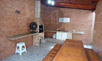 Casa com 3 quartos à venda na Rua José Edgard de Morais, 23, Jardim Philadélphia, Poços de Caldas, 190 m2 por R$ 470.000