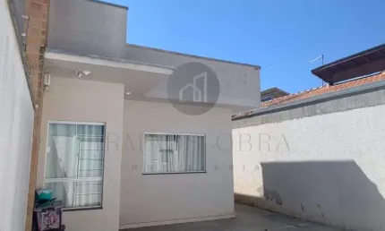 Casa com 2 quartos à venda na Rua Laudelina de Campos Melo, 277, Campo das Antas, Poços de Caldas, 58 m2 por R$ 340.000