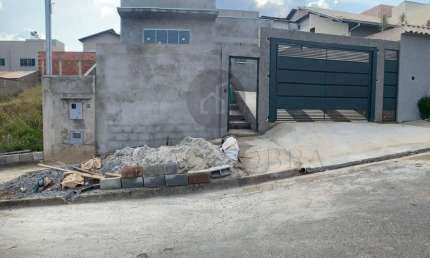 Casa com 3 quartos à venda na Rua José Valderde Ayala, 71, Loteamento Residencial Tiradentes, Poços de Caldas, 92 m2 por R$ 460.000