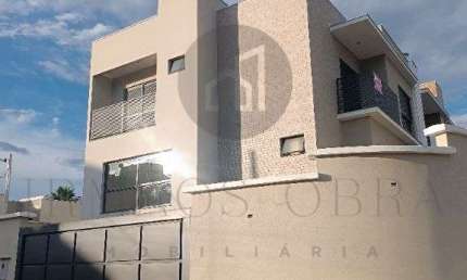 Casa com 3 quartos à venda na Rua Lúcia Saccoman Junqueira, 195, Jardim das Acácias, Poços de Caldas, 230 m2 por R$ 1.269.000