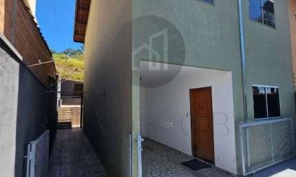 Casa com 2 quartos à venda na Rua Luiz Gonzaga de Paiva Cardoso, 93, Santa Teresa, Poços de Caldas, 95 m2 por R$ 330.000